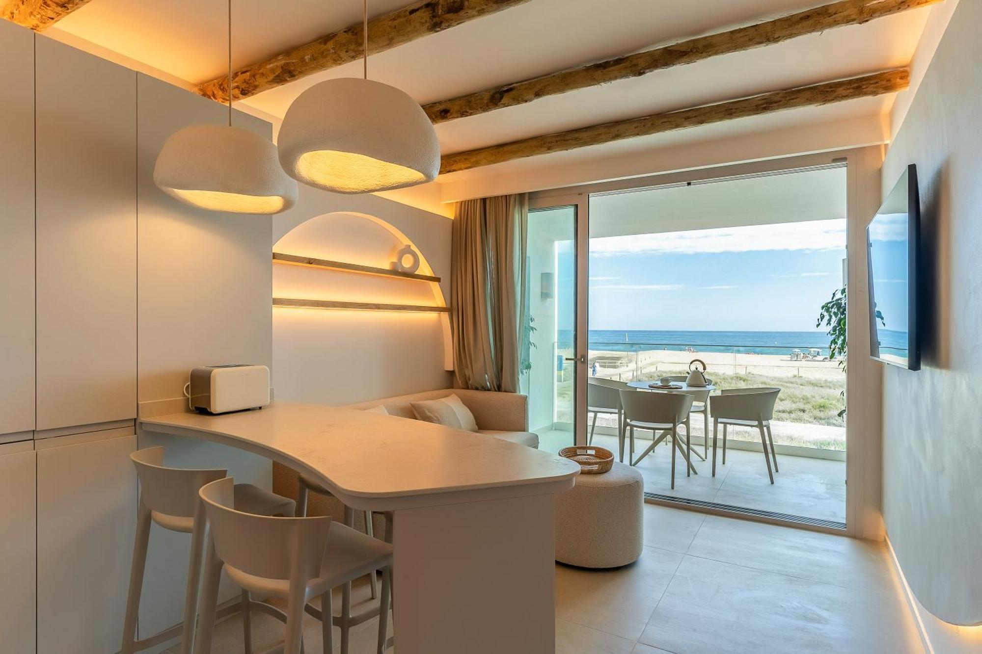 Apartamentos Azul Castelldefels Eksteriør billede