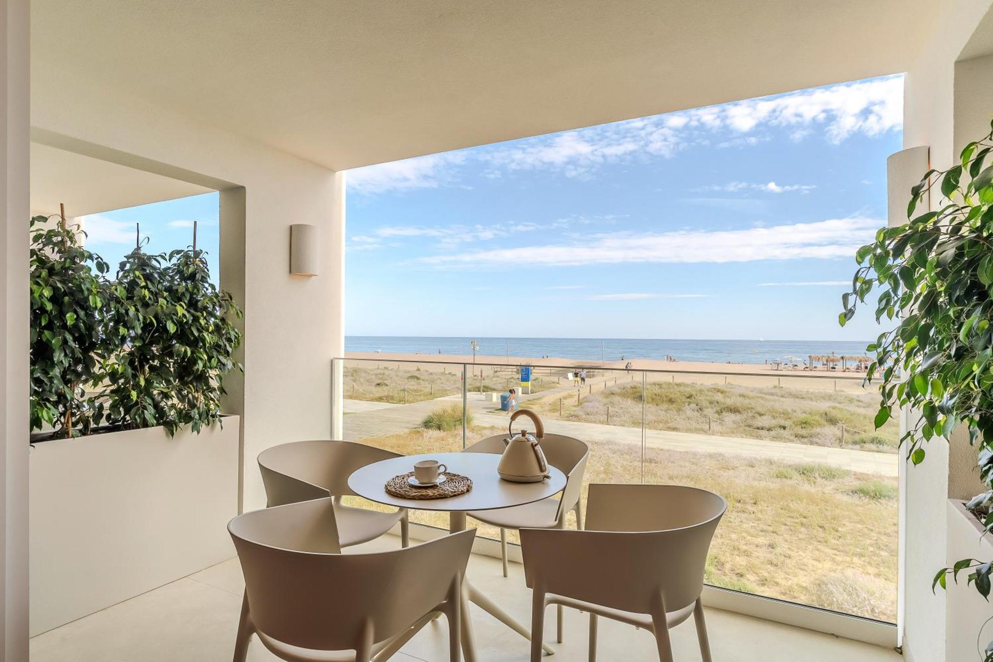 Apartamentos Azul Castelldefels Eksteriør billede